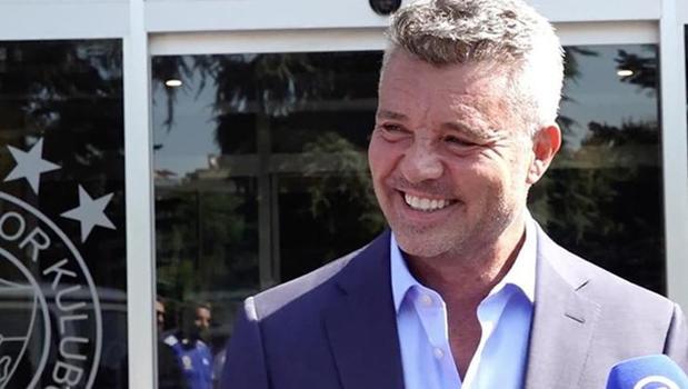 Sadettin Saran'a tribünlerden destek