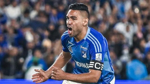 Radamel Falcao geri döndü! 39 yaşında imzayı attı