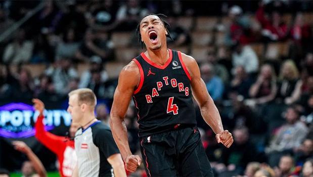 Barnes’ Clutch Free Throw Lifts Raptors, 76ers Prevail in Overtime Thriller