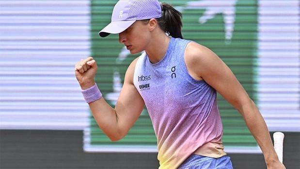 Swiatek Focuses on Process, Not Targets, Ahead of Australian Open