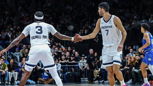 Magic Rally in Berlin to Secure Historic Victory Over Grizzlies