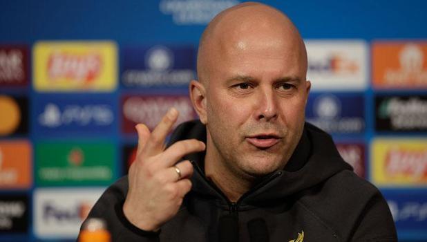 'Daha önce böyle bir şeyle karşılaşmadım' Arne Slot'tan Galatasaray-Liverpool maçı itirafı: Galatasaray'dan bir oyuncu seçseydim...