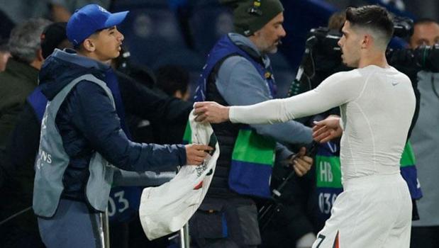 Pedro Neto Apologises After Ball Boy Incident During Chelsea’s Champions League Defeat