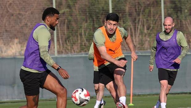 Alanyaspor'da Göztepe mesaisi sürüyor