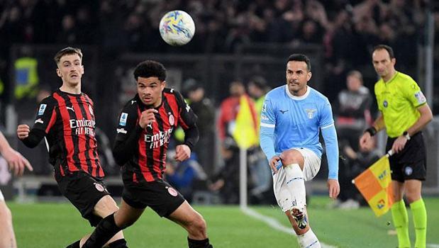 Serie A Drama: Isaksen’s Strike Dents Milan’s Title Dreams in Rome