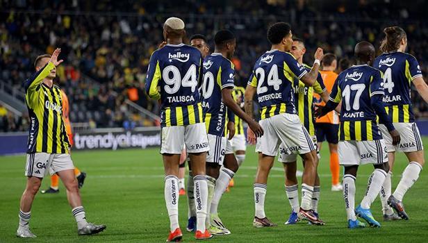 Konyaspor-Fenerbahçe maçında 3 yıldız yok!