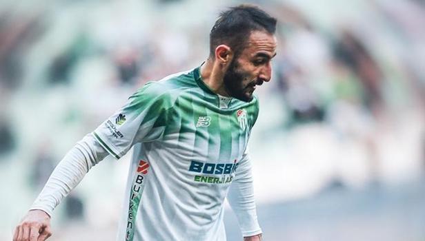 Bursaspor’da ayrılık rüzgarı sürüyor! Hamza Gür de veda etti...
