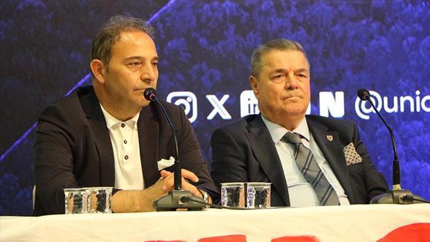 Fuat Çapa Samsunspor'un ilk transferini açıkladı! 2.03 boyunda santrfor...