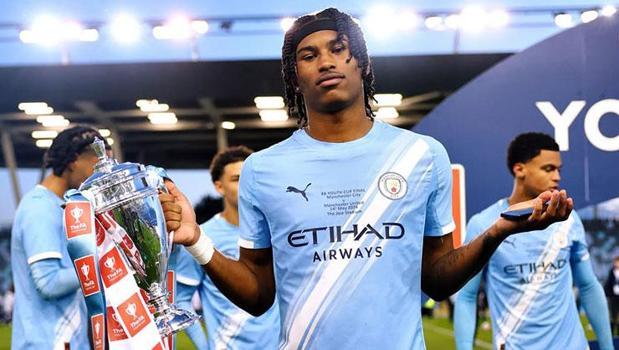 Late Heskey Strike Spurs Manchester City to Victory in FA Youth Cup