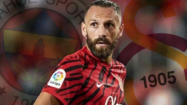 Tarih tekerrür ediyor! Galatasaray ve Fenerbahçe Vedat Muriqi için yine karşı karşıya