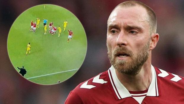 Christian Eriksen korkuttu! Maçta bir anda yere yığıldı...