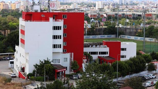 Antalyaspor'da tapu sorunu çözülüyor