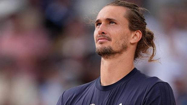 Alexander Zverev Shatters Grand Slam Barrier to Claim Maiden Major Title at French Open