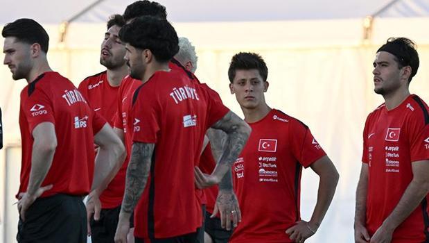 Milli Takım kampında 2 ayrılık! Geri dönüyorlar