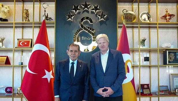 Oliver Kahn'dan Galatasaray Başkanı Dursun Özbek'e ziyaret