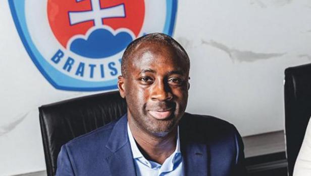Yaya Toure, Slovan Bratislava'nın yeni teknik direktörü oldu