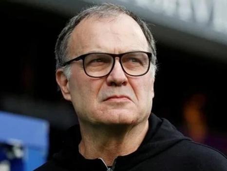 Uruguay Coach Marcelo Bielsa Takes Responsibility for Training Injuries While Defending Medical Protocols