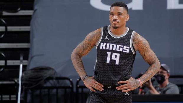 Beşiktaş has announced a transfer! The club has signed DaQuan Jeffries