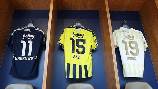 Fenerbahçe'de yeni transferlerin forma numaraları belli oldu! Greenwood, Ake, Muriqi…
