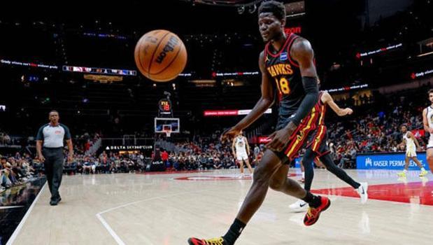 Atlanta Hawks Forward Mouhamed Gueye Sidelined Following Left Foot Fracture