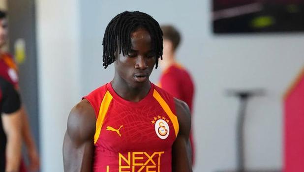 Galatasaray Considers a Loan Deal for Renato Nhaga! A Club from Portugal Has Expressed Interest