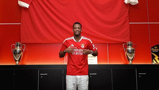 Benfica, Jhon Duran'ı kiralık olarak kadrosuna kattı
