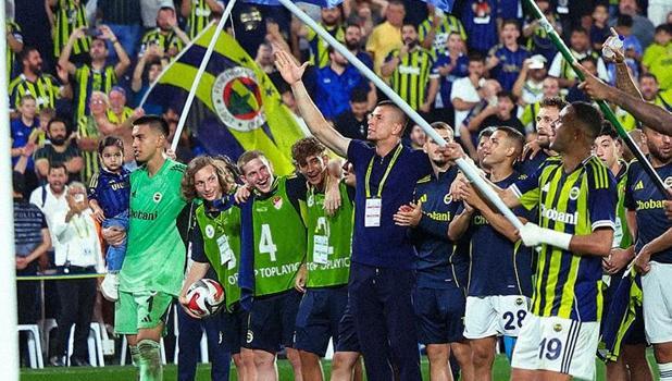 Fenerbahçe'de ayrılık! Başkan bizzat açıkladı: Cevabını bekliyoruz