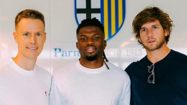El Bilal Toure resmen Parma'da! Bu sezon da kiralandı