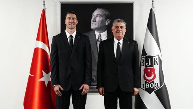 Beşiktaş’ın 204. yabancısı Dusan Vlahovic