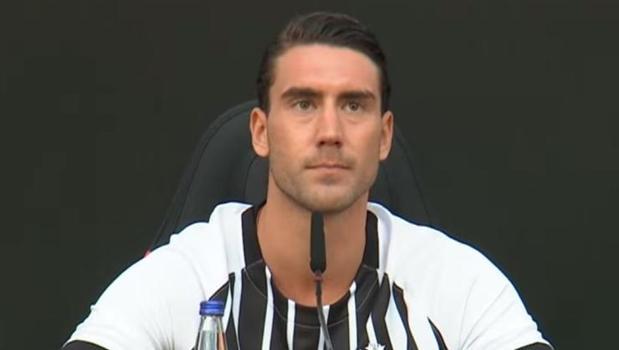 Beşiktaş'ta yeni transfer Dusan Vlahovic'ten taraftara mesaj! 'Hazır mısınız? Başlıyoruz'