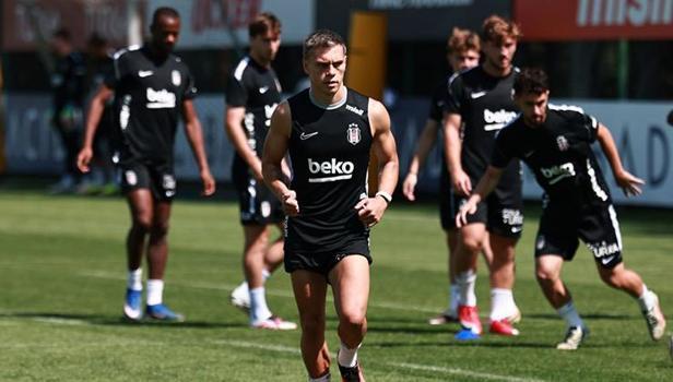 Beşiktaş Fenerbahçe derbisi hazırlıklarını sürdürdü