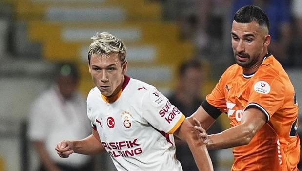 Galatasaray'ın yıldızı Aleksey Batrakov ilk kez ilk 11'de