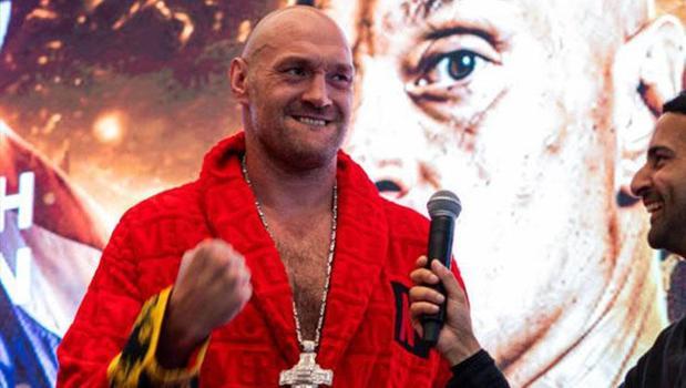 Tyson Fury Claims Anthony Joshua Bout Off and Issues Public Callout for Rematch With Oleksandr Usyk