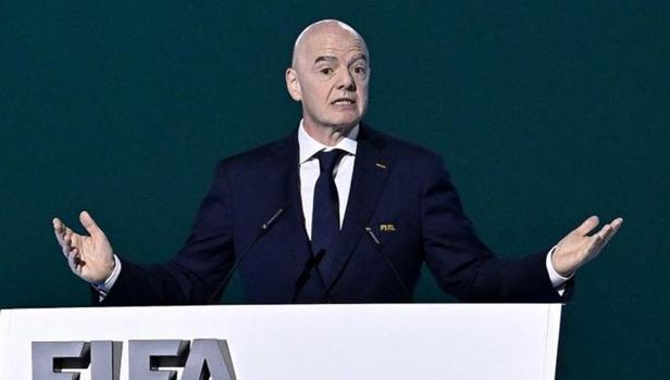 Fransa, FIFA başkanlık seçimlerinde Infantino'ya verdiği desteği çekti