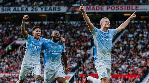 (SUMMARY) Three points with 10 men in the Manchester derby... Manchester United vs. Manchester City: 0-1