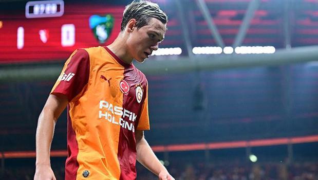 Galatasaray'ın genç yıldızı Batrakov'a Milli Takımı'ndan davet!