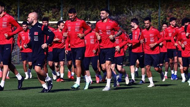 Injury shock for the national team: He had to cut training short