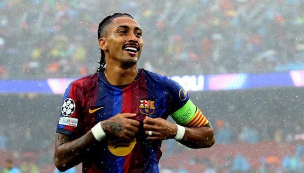Barcelona Raphinha'nın sözleşmesini uzattı