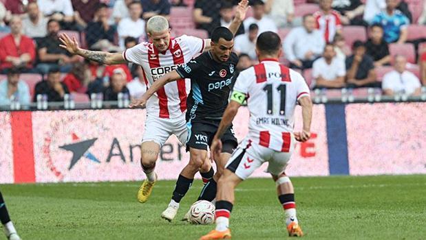 Samsunspor - Trabzonspor maçı Canlı Anlatım - Samsunspor - Trabzonspor maçı kadrosu, skoru ve istatistikleri