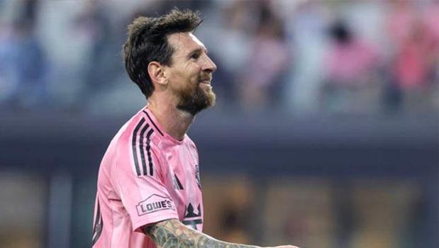 Lionel Messi'yi durduracak kimse yok! 1000 gole gidiyor...