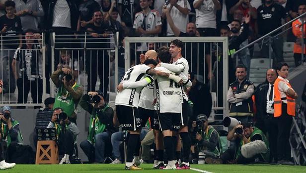 Beşiktaş zirve yarışında kayıpsız!