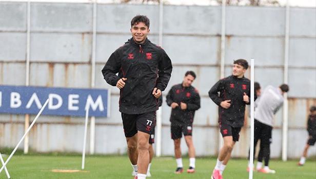 Sivasspor'da Sarıyer mesaisi sürüyor