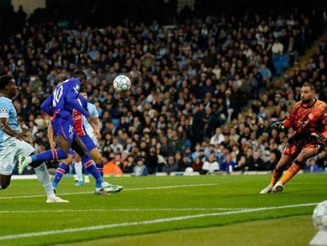 Paris St Germain Defeats Manchester City 4-2 in High-Stakes Champions League Encounter