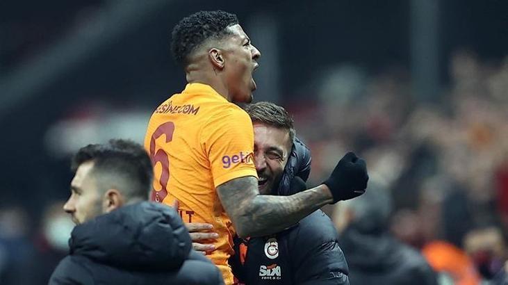 Son dakika Galatasaray haberi! Aanholt'a yeni görev