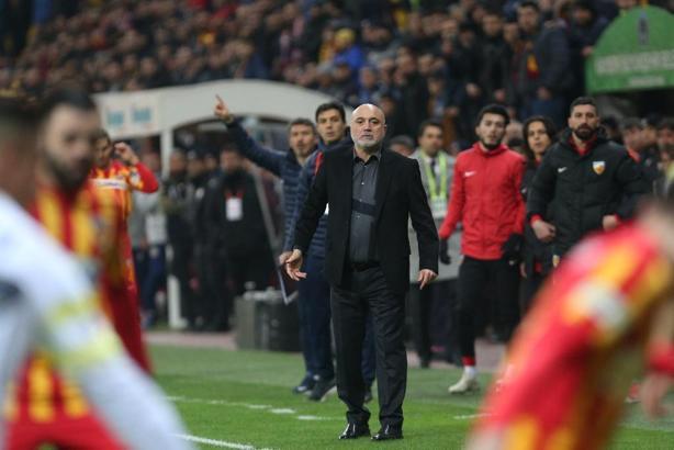 Hikmet Karaman Ersun Yanal'a karşı 5. kez kazandı