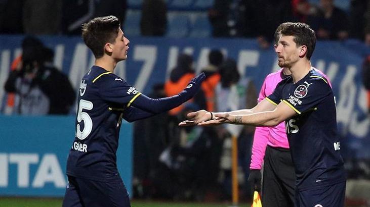 Fenerbahçe'de Mert Hakan Yandaş'tan Arda Güler'e: Gel ben seni götüreyim