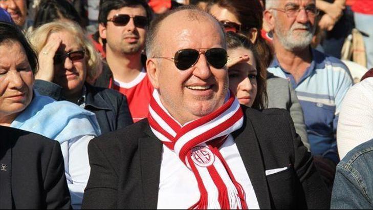 Antalyaspor Başkanı, tribün liderleriyle buluştu