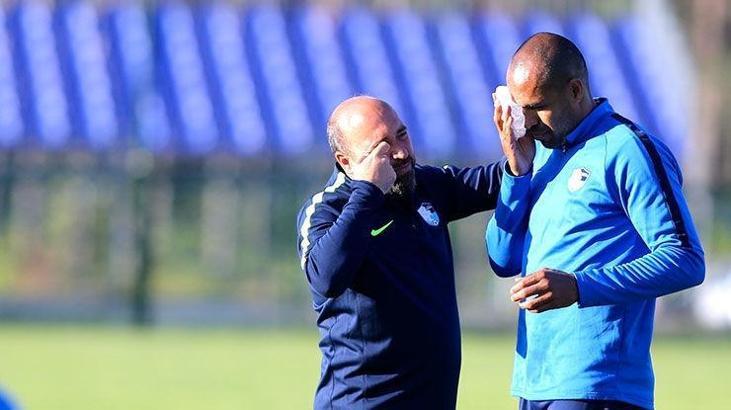 B.B.Erzurumspor'da Mert Nobre ve Burhan Eşer kadro dışı bırakıldı