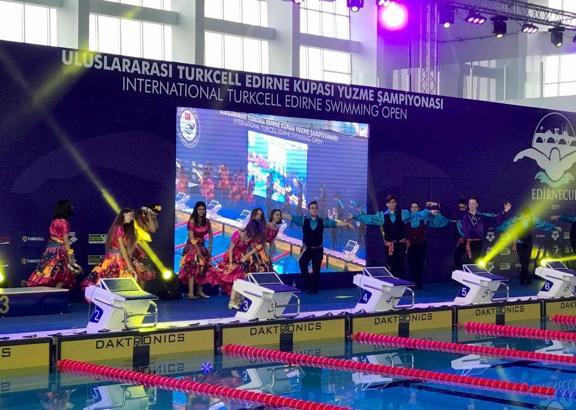 Turkcell Edirne Kupası Yüzme Şampiyonası'nda ilk gün sona erdi