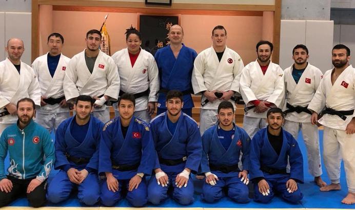 Judokalar, Tokyo'da kuvvetleniyor